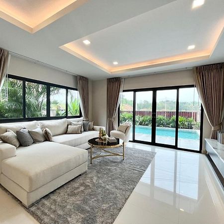 Southern Peak Pool Villa Huay Yai Pattaya Ban Huai Yai المظهر الخارجي الصورة
