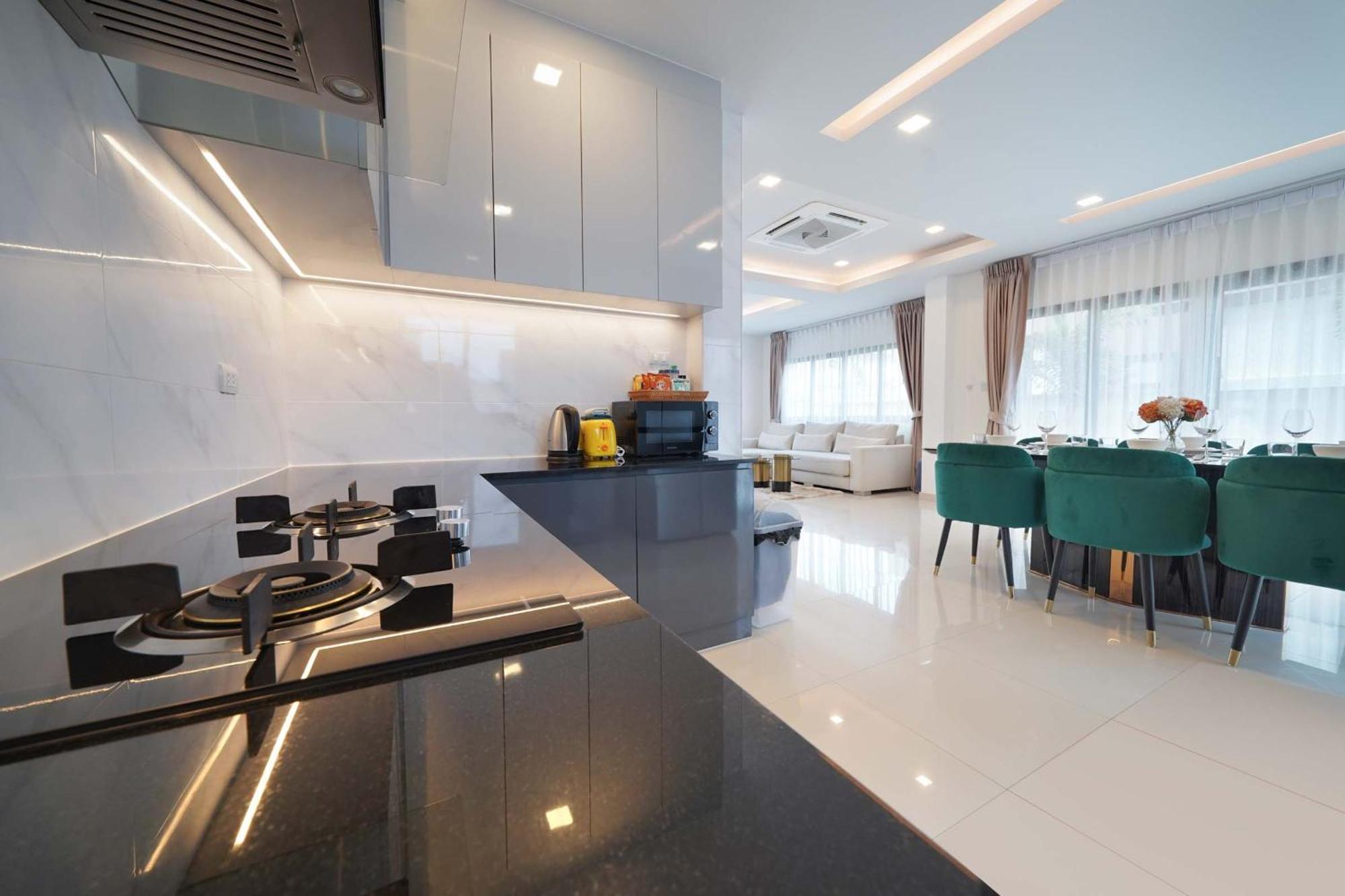 Southern Peak Pool Villa Huay Yai Pattaya Ban Huai Yai المظهر الخارجي الصورة