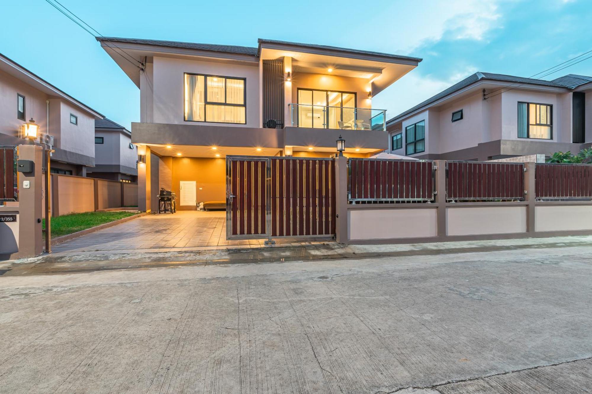 Southern Peak Pool Villa Huay Yai Pattaya Ban Huai Yai المظهر الخارجي الصورة